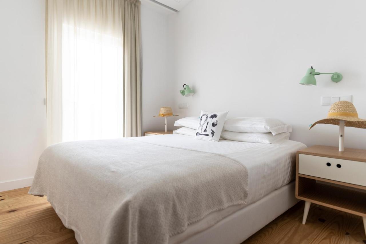 Craveiral Farmhouse By Belong Staying & Feeling São Teotónio Kültér fotó